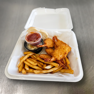 6 PC Shrimp Dinner w/Fries